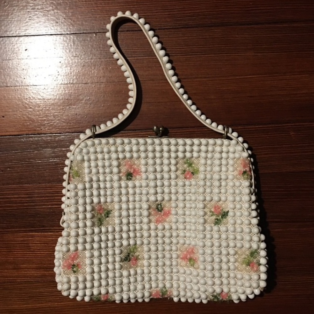 Vintage beaded handbag.